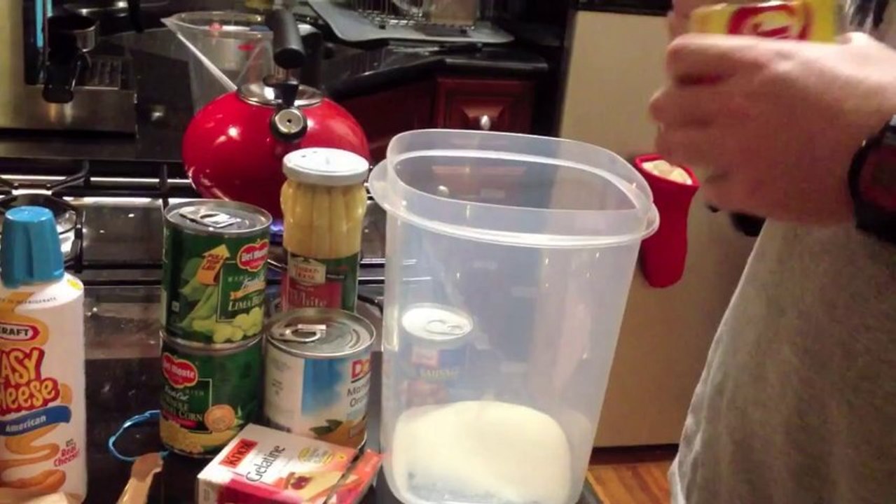 How To Make A Jello Mold | The Spectacle Show