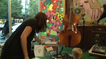 Escola de DJs para Bebês em Nova York 🎧