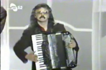 Mira Skoric - Ne daj me majko