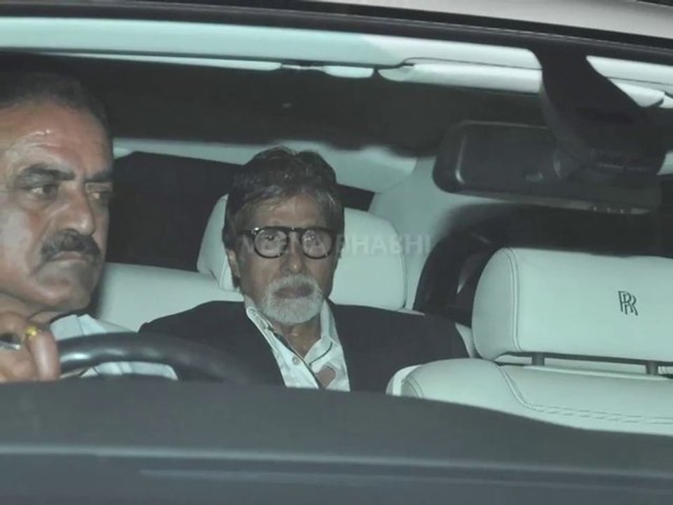 Sachin Tendulkar's dinner party: Bollywood celebs rub shoulders with cricketers