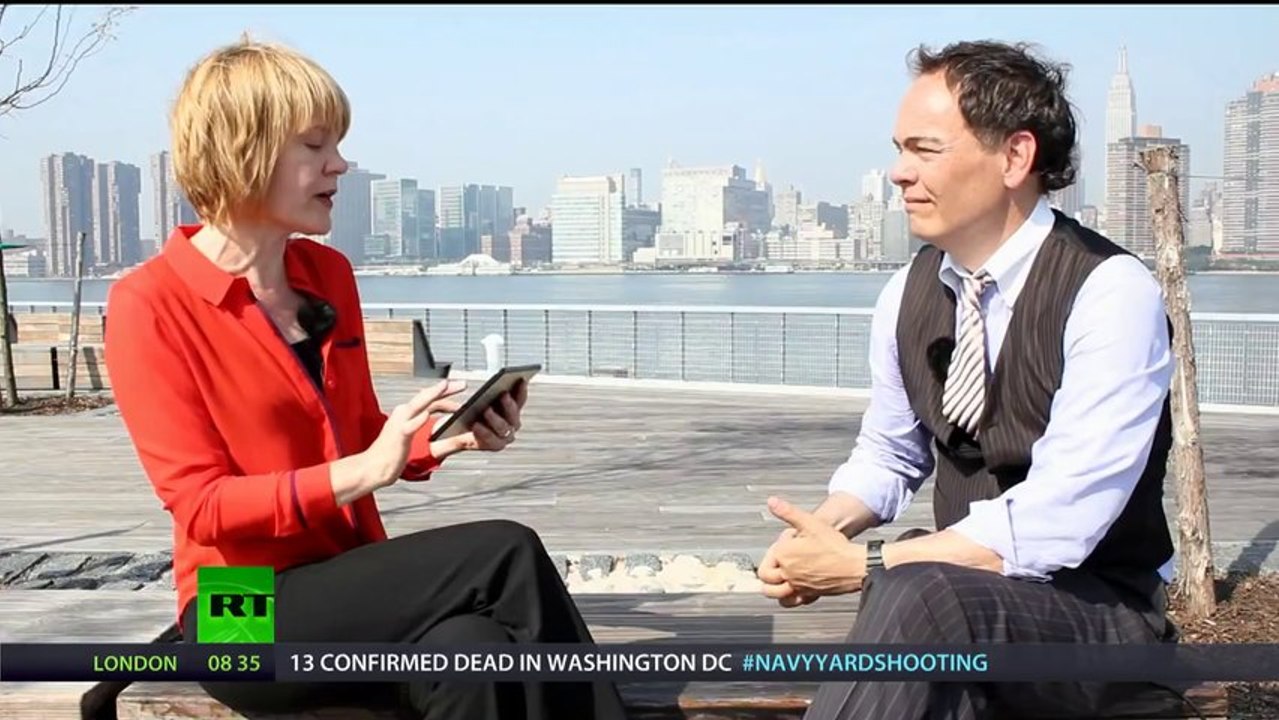 Keiser Report: CIA, NSA & Economic Espionage (E498)