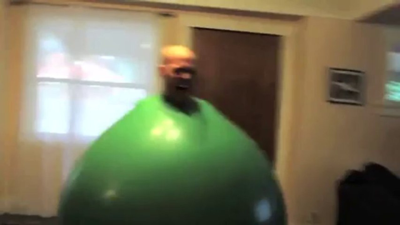 Balloon Man Very Funny