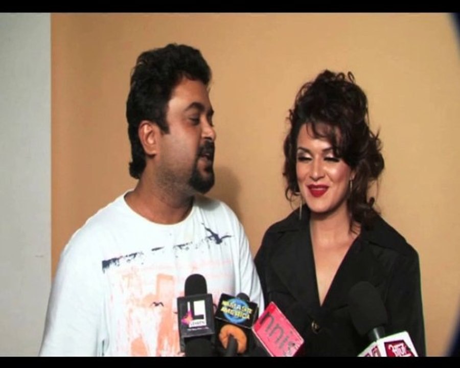 Aashka Goradia at Emmy awards