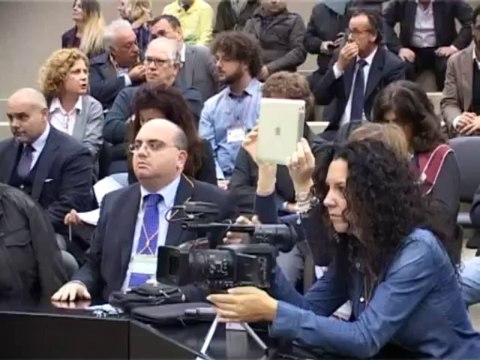 19 11 2013 Ilva: Vendola al consiglio regionale, il mio unico interesse sono i lavoratori