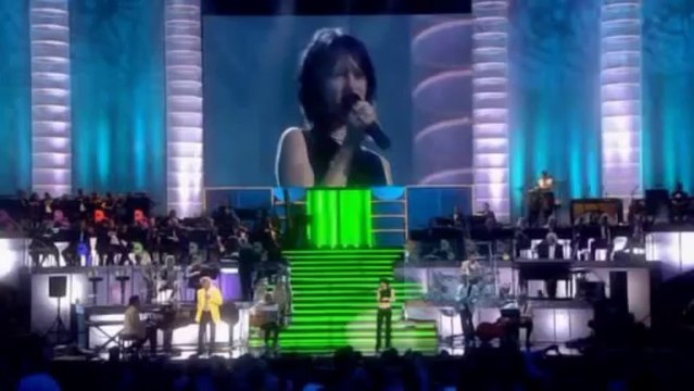 Rod Stewart & Amy Belle- I Dont Want To Talk About It(360p_H.264-AAC)