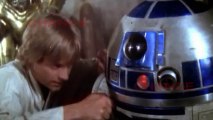 R2-D2 en Star Wars: Episodio VII y hecho por los fans