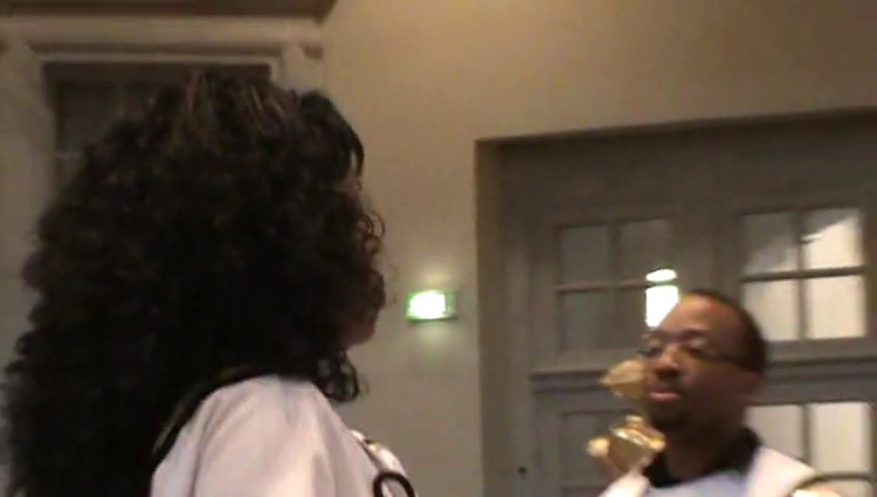 Dresden Staedtereise Frauenkirche Konzert Bilder Video Fotos Deborah Woodson Soul Gospel Jazz Onlinebuchung im Reisebüro Fella Hammelburg @ http://vip-reisen.de  Tel. 09732-2600 Email  info@fella.de  ab 18.30 Uhr und am Wochenende unter 0171-2731400 Huber