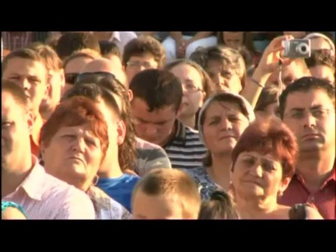 Speranta - Pe pamant sunt un strain (LIVE) - ZORII UNEI NOI VIETI, 2010