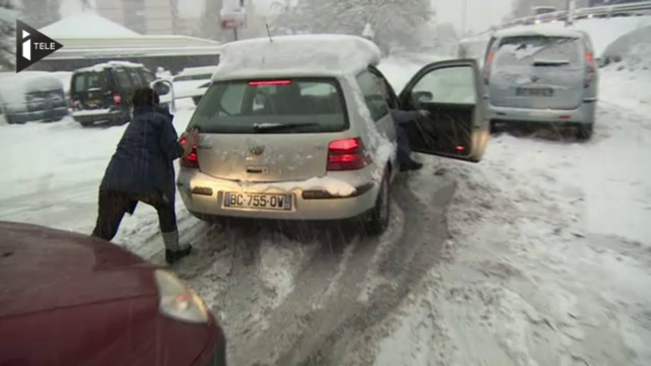 Saint-Etienne sous la neige