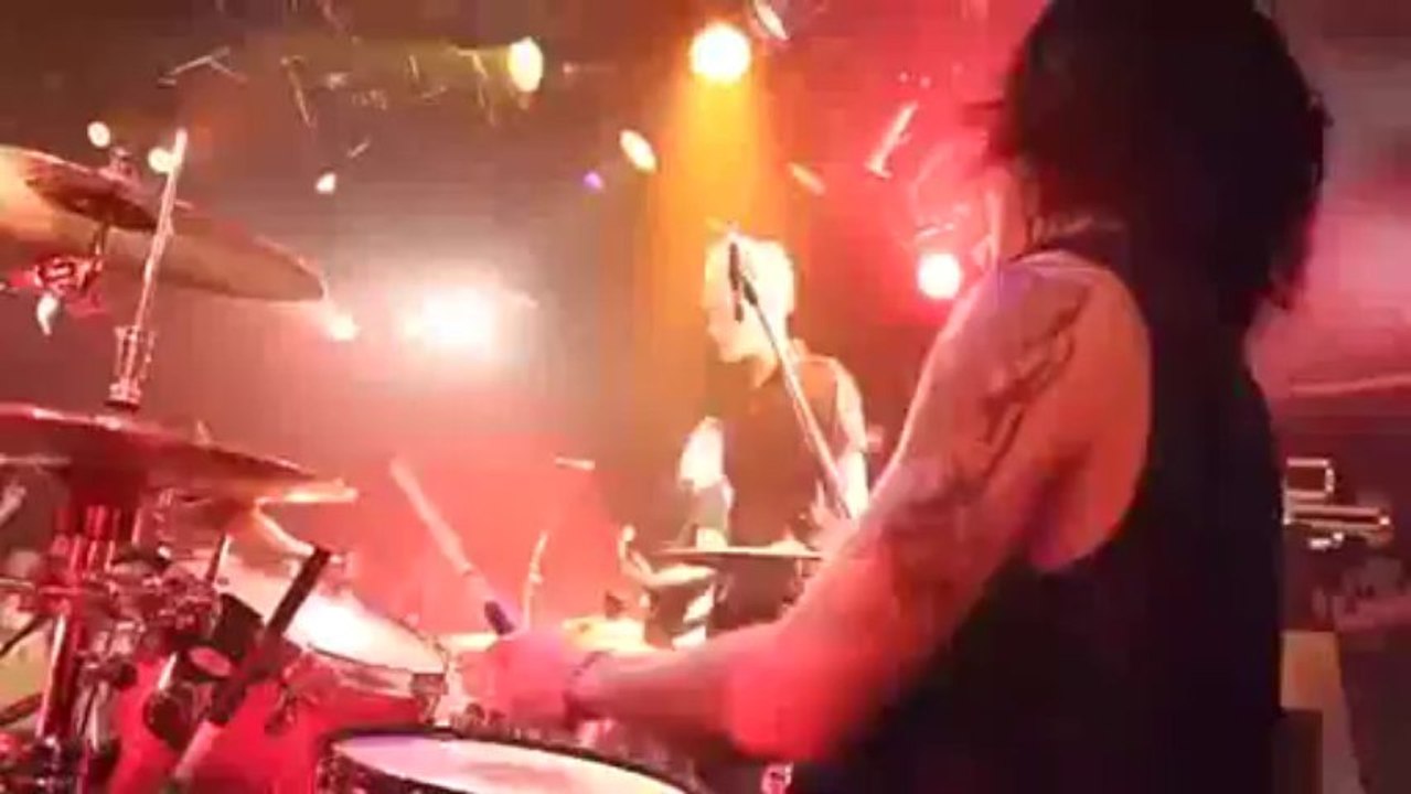 Coldrain - Survive (Three days of Adrenaline) live