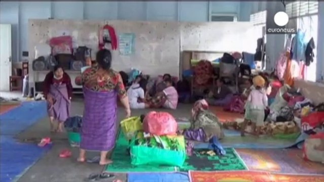 Thousands flee homes in Indonesia as Mount Sinabung volcano erupts