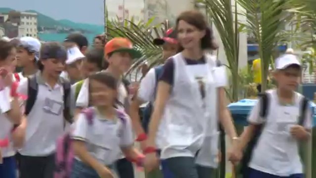 1200 enfants tous les jours sur le Village - Transat Jacques Vabre 2013