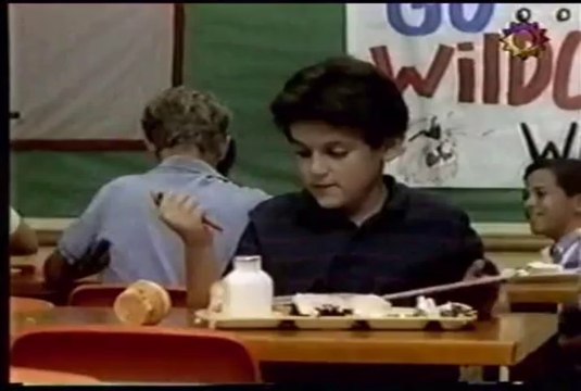 023Aquellos maravillosos años 2x17 - Como estoy pasando mis vacaciones de verano