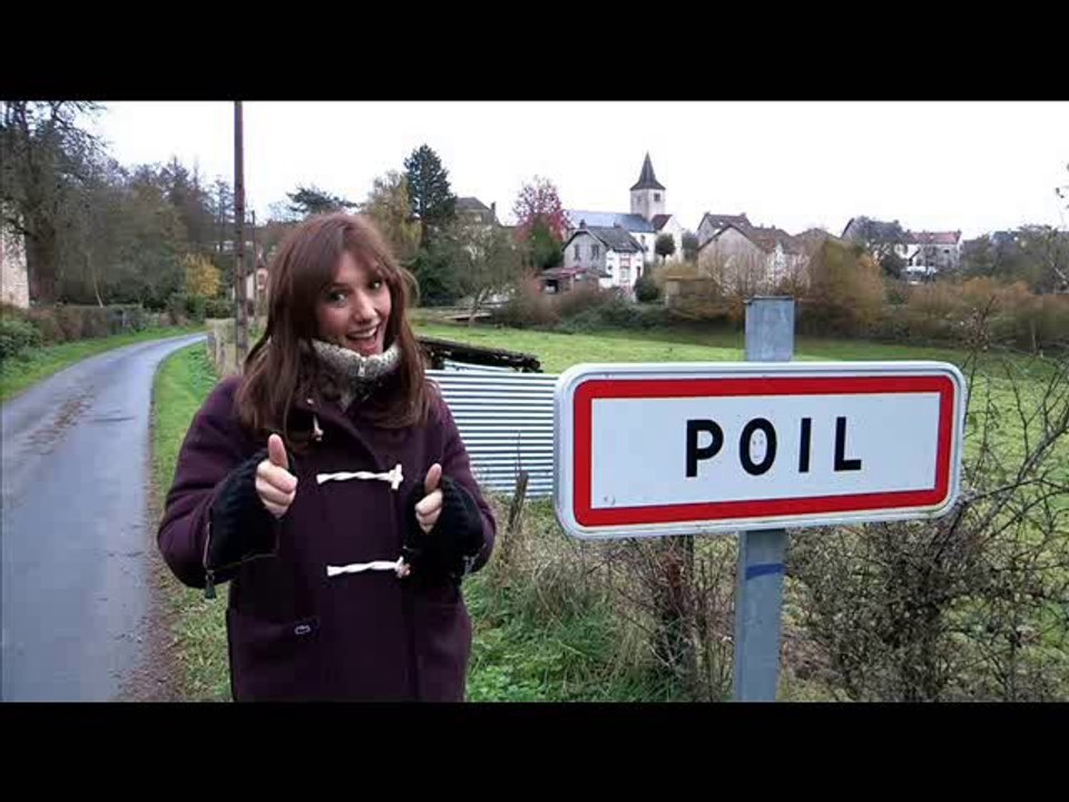 Doria Tillier la Miss Meteo du Grand Journal à Poil
