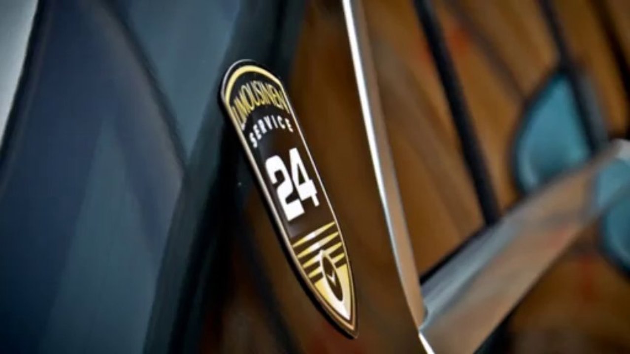 Mercedes S500 4Matic - Limousinenservice 24