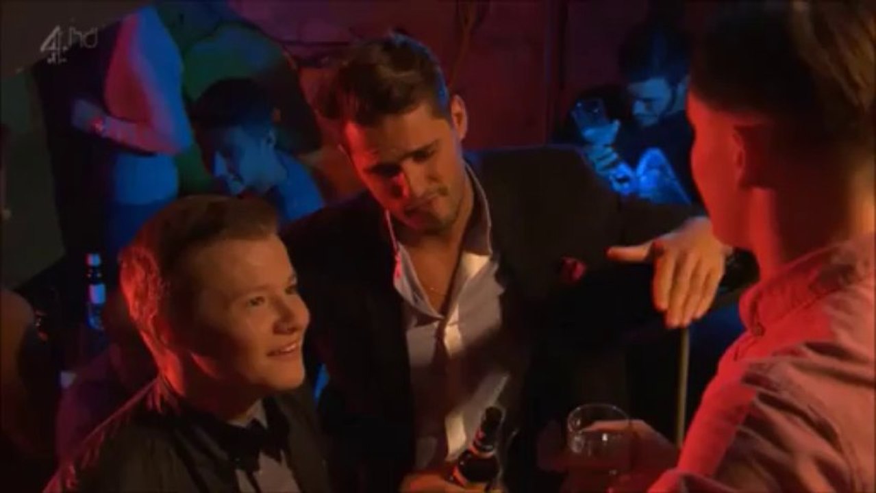 Hollyoaks The Roscoe Family (20th November 2013)