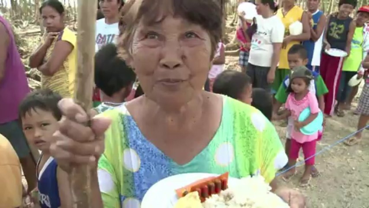 Filipino communities rally to help hungry typhoon victims