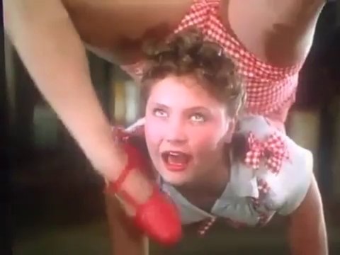 Les soeurs Ross - Trois beautés super souples.