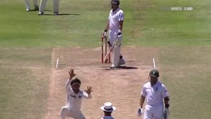 Funny Sreesanth Begging Umpire to Give Out