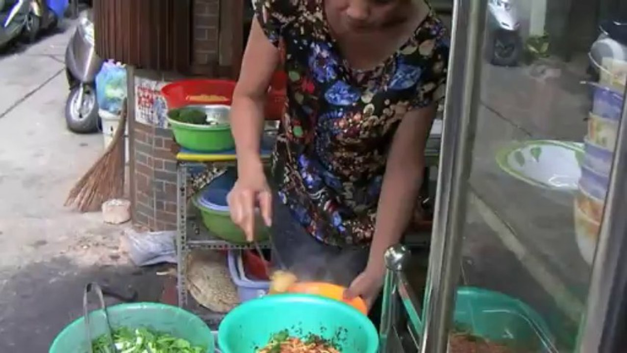 Street food Saigon