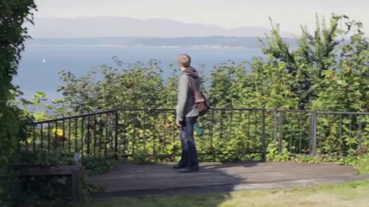The iPhone 5S (Parody) Ad  A Taller Change