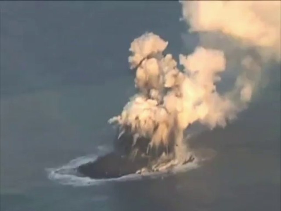 Aparece nueva isla en Japón