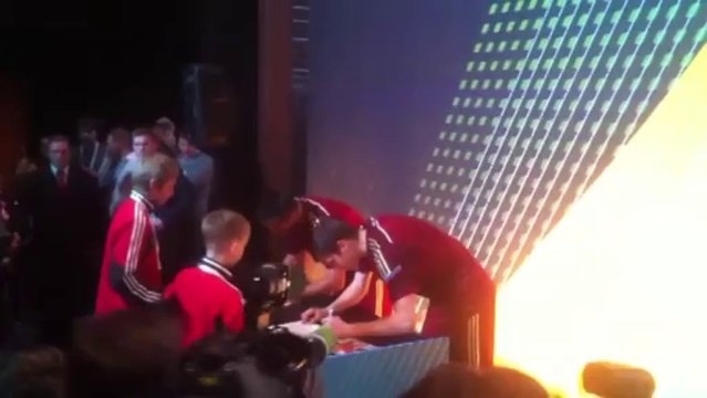 Сборная России примерила новую форму