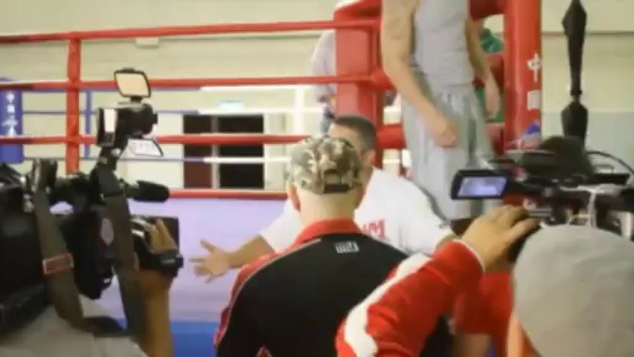 Boxen: Trainer prügeln sich vor Titel-Kampf