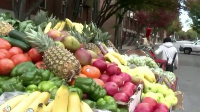 Baltimore usa caballos para vender fruta