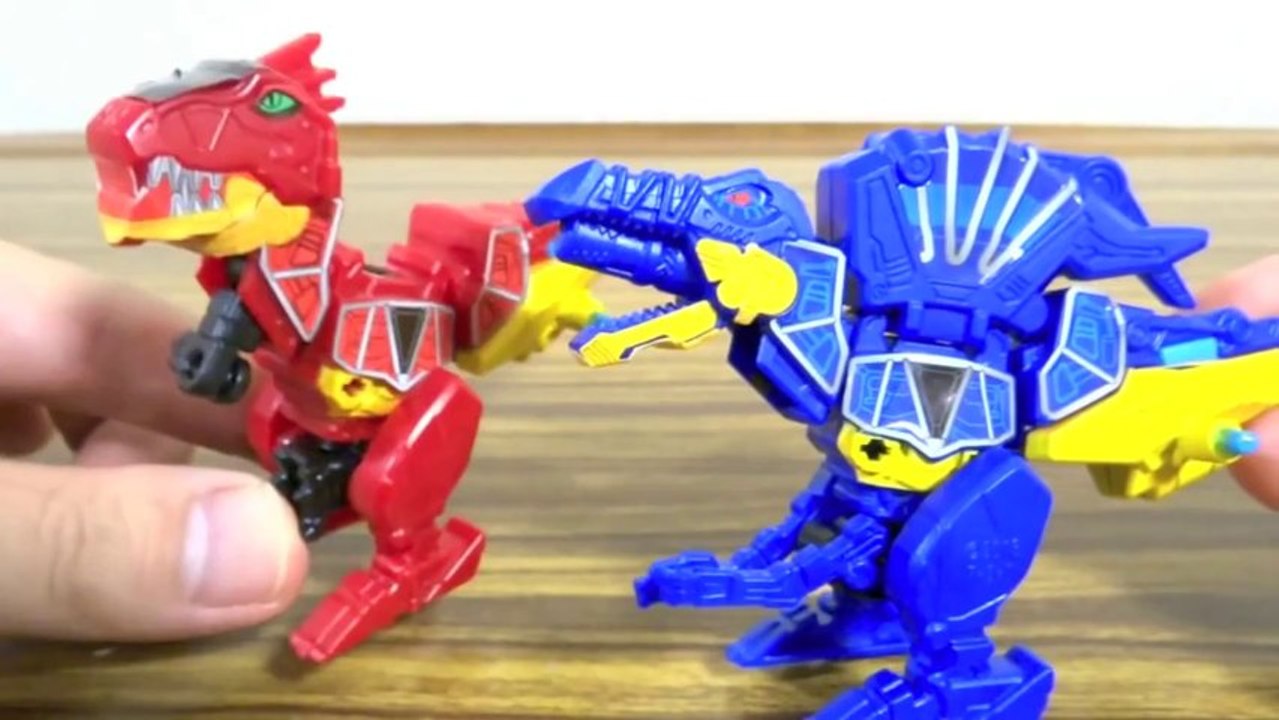 84  ガシャポン 真可動合体 獣電竜３ トバスピノ(スピノダイオー) レビュー デスリュウジャー 獣電池00 キョウリュウジャー