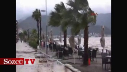 Marmaris'te fırtına ve dolu