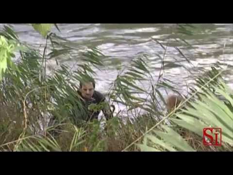 Pompei (NA) - Tragico schianto, auto con due donne finisce nel fiume -1- (21.11.13)