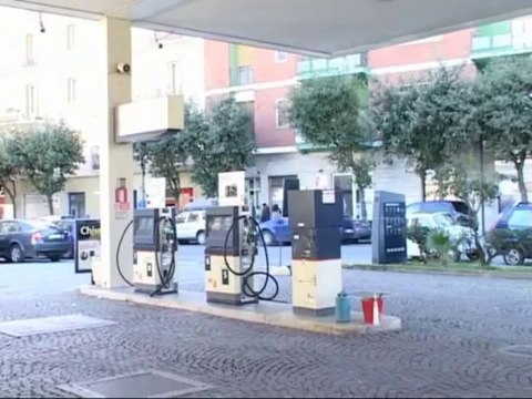 BENZINA LUCANA: SEMPRE MENO POMPE 21-11-2013