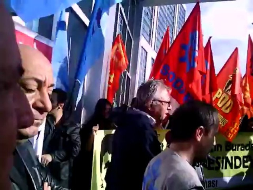 Mehmet Ayvalıtaş'ın duruşmasında arbede