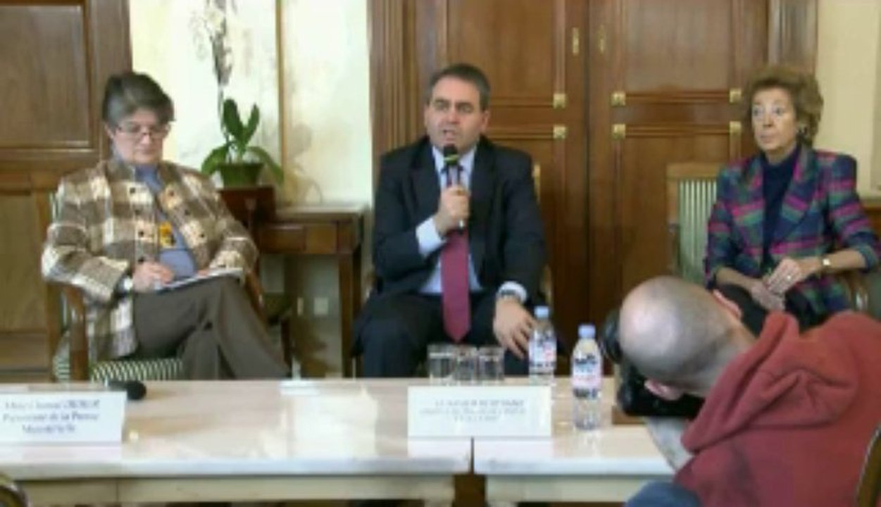 M. Xavier Bertrand, Ministre du travail, de l'emploi et de la santé - Mercredi 19 Janvier 2011