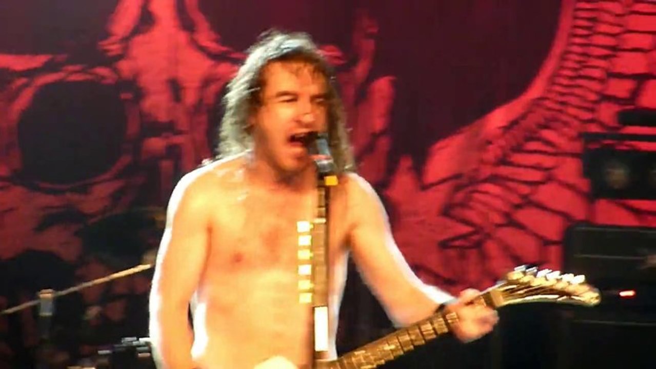 AIRBOURNE Toulouse Too Much, Too Young, Too Fast  20/11/2013 Le Phare