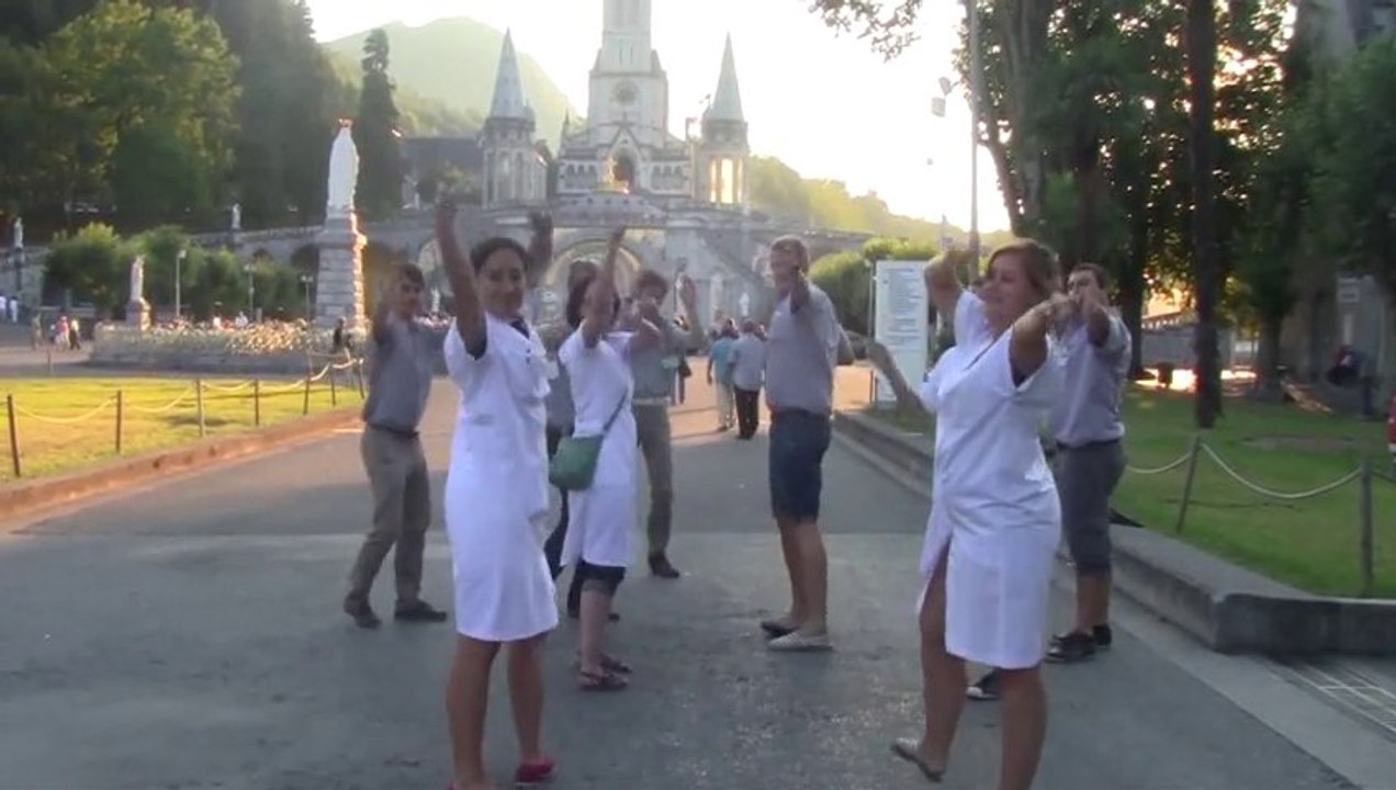 Flashmob Lourdes 2013