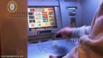 Detenidas 21 personas por clonar tarjetas bancarias