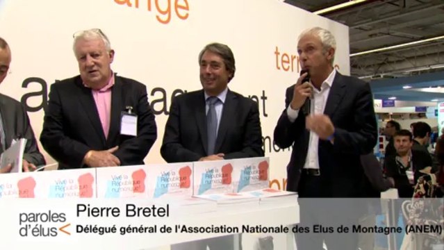 SMCL 2013 : Dédicace du 9e tome de Paroles d'élus