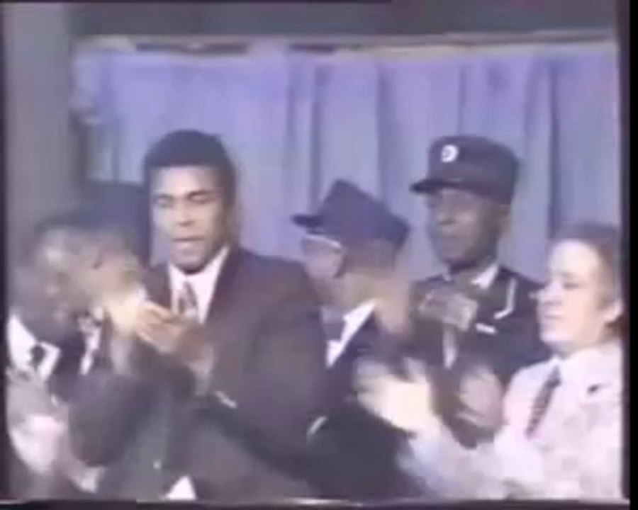 Farrakhan Eulogizes Messenger Elijah Muhammad