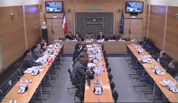 Table ronde avec les syndicats des personnels pénitentiaires de surveillance - Jeudi 18 Octobre 2012