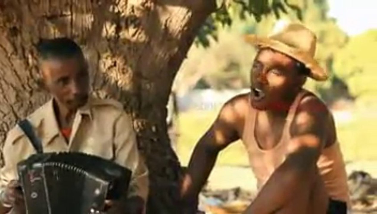 NONO  ( Mijaly zaho )  salegy  gasy