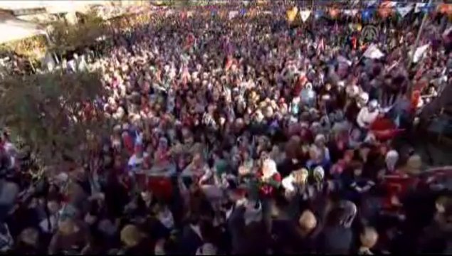 Öğretmen sadece üniversiteye hazırlayan değil