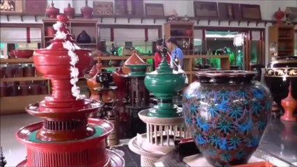 Fabrique et magasin de laque à New Bagan (Birmanie)