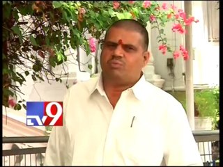 Cong MLA Avanthi Srinivas meets Chandrababu