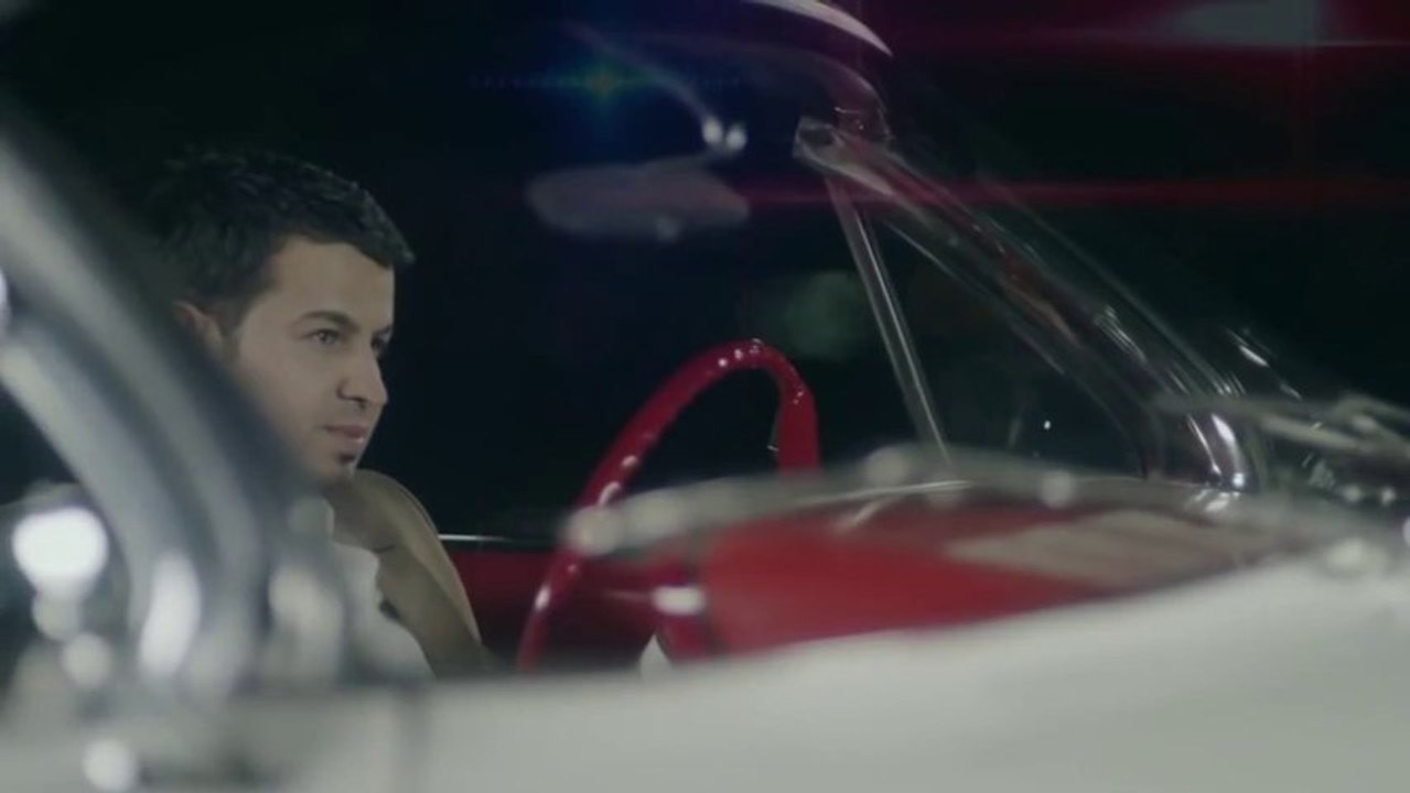 Kenan Coskun - Öyle Küskün Bakma Yar 2013 Klip Yeni - Nü