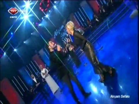 Ayşe İnak Ekiz & Mustafa Demiroğlu-Yıldızların Altında