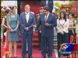 Rey de los Países Bajos felicitó a Maduro: 