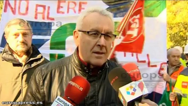 Miles de personas se manifiestan contra los recortes