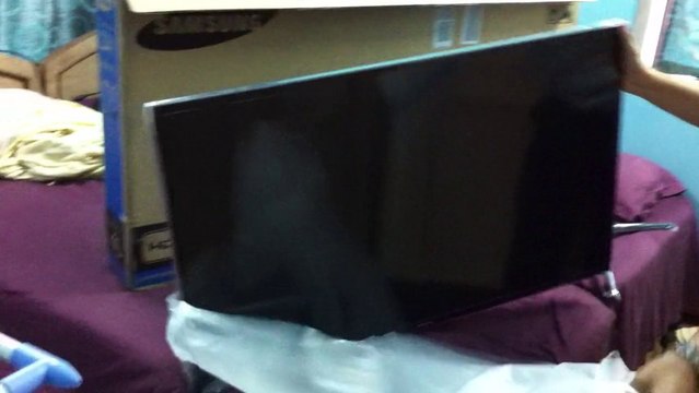 Samsung Smart 40inch 3D LED TV Series 6-(6400) UNBOXING (INDIA)